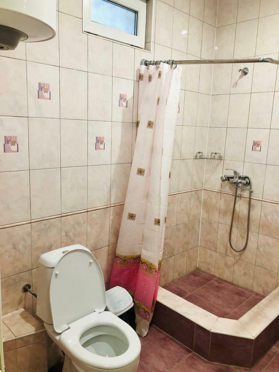 Guest House Nadia Σουχούμι Εξωτερικό φωτογραφία