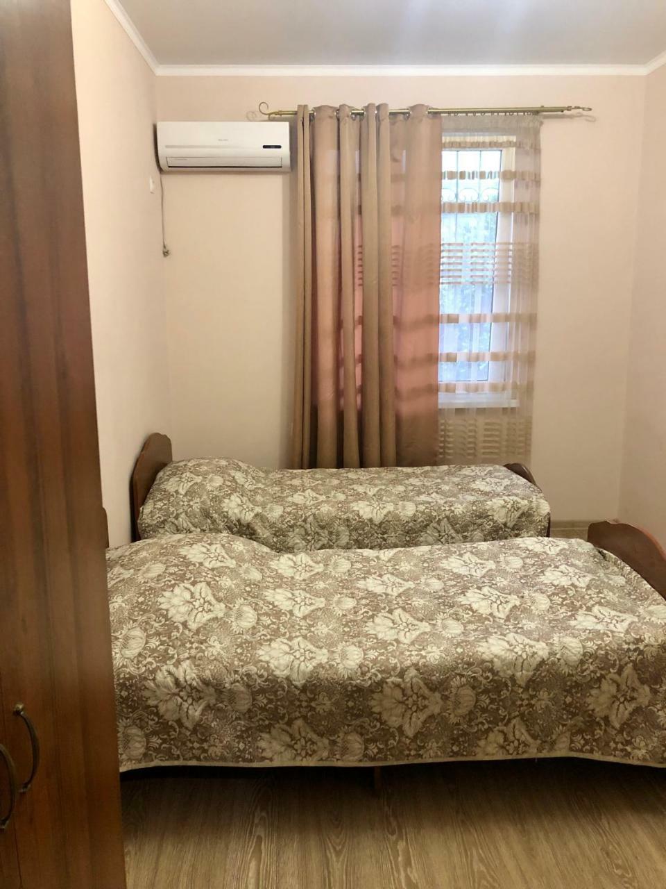 Guest House Nadia Σουχούμι Εξωτερικό φωτογραφία
