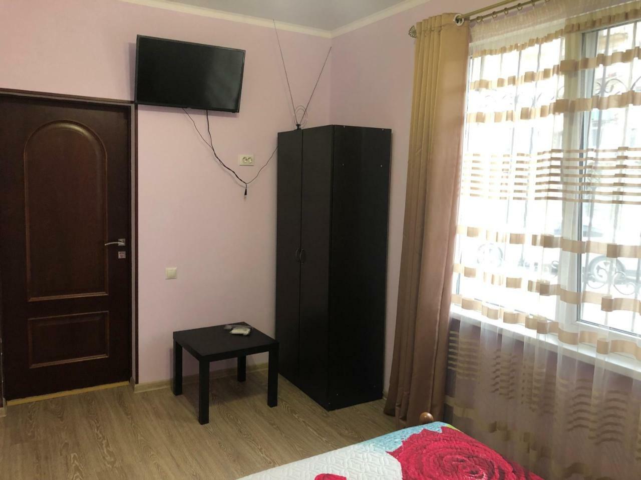 Guest House Nadia Σουχούμι Εξωτερικό φωτογραφία